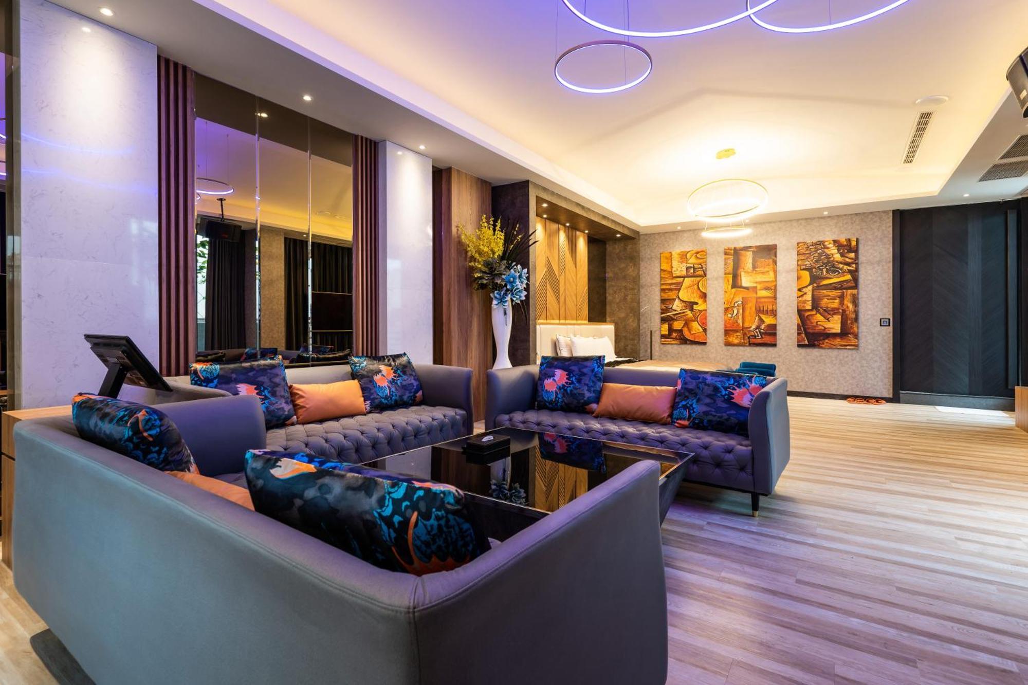 Aquarius Motel Taichung Exterior photo