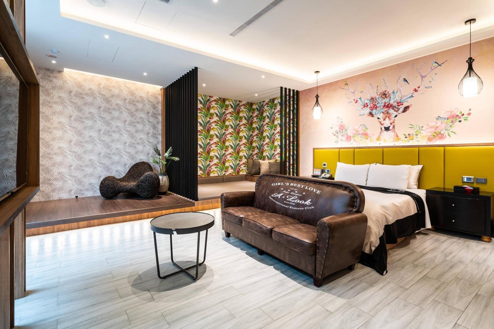 Aquarius Motel Taichung Exterior photo
