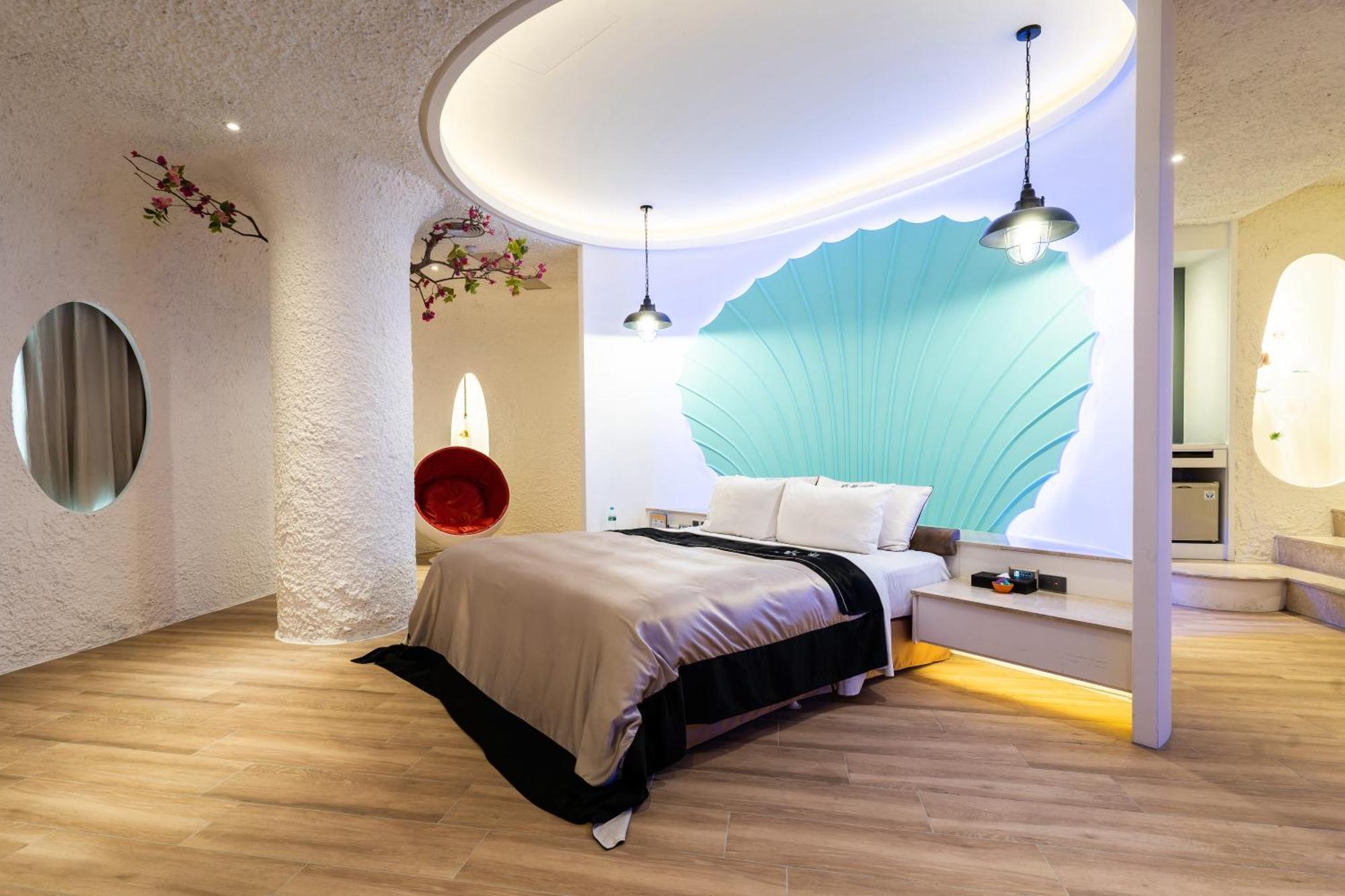 Aquarius Motel Taichung Exterior photo