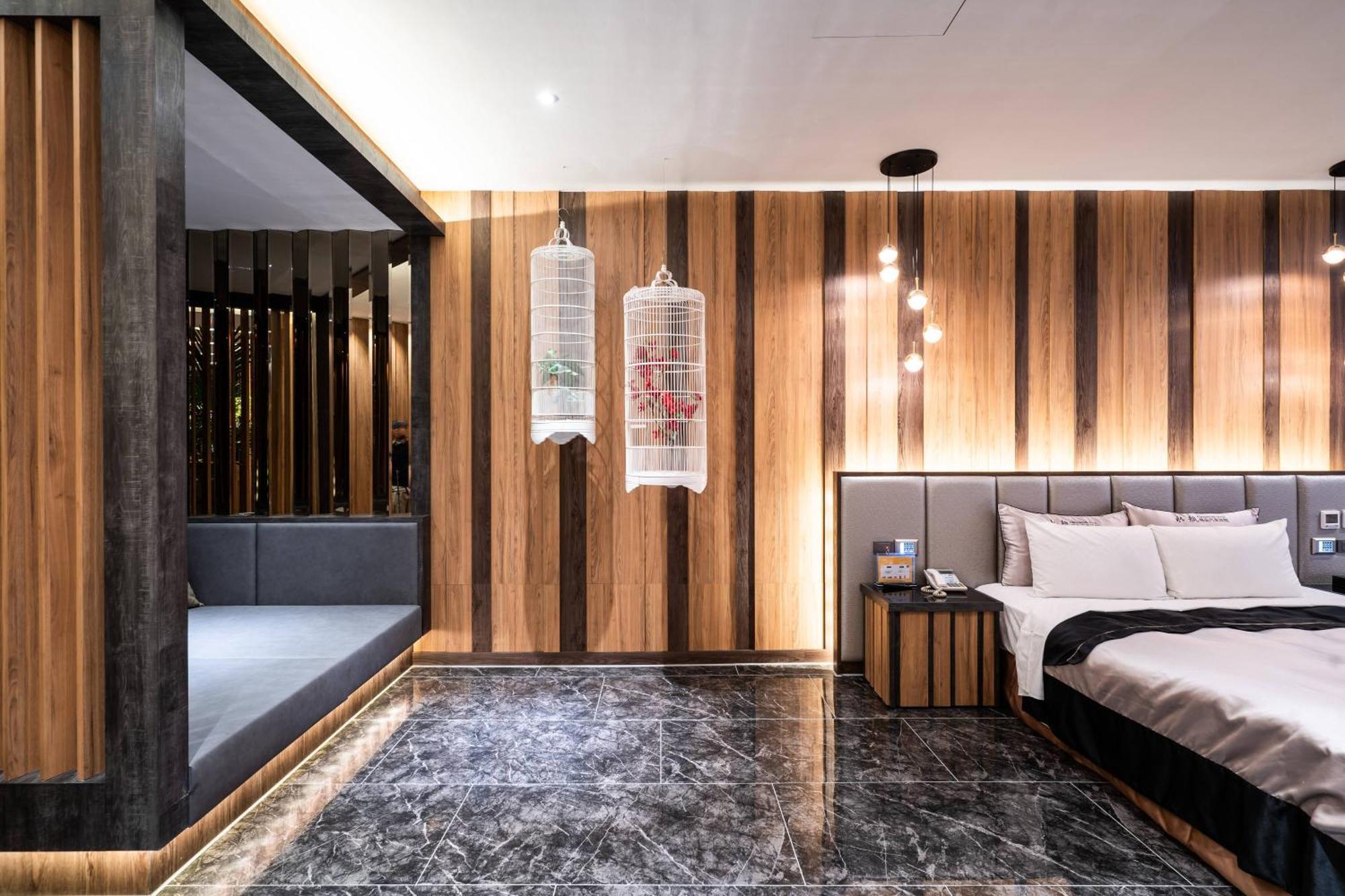 Aquarius Motel Taichung Exterior photo